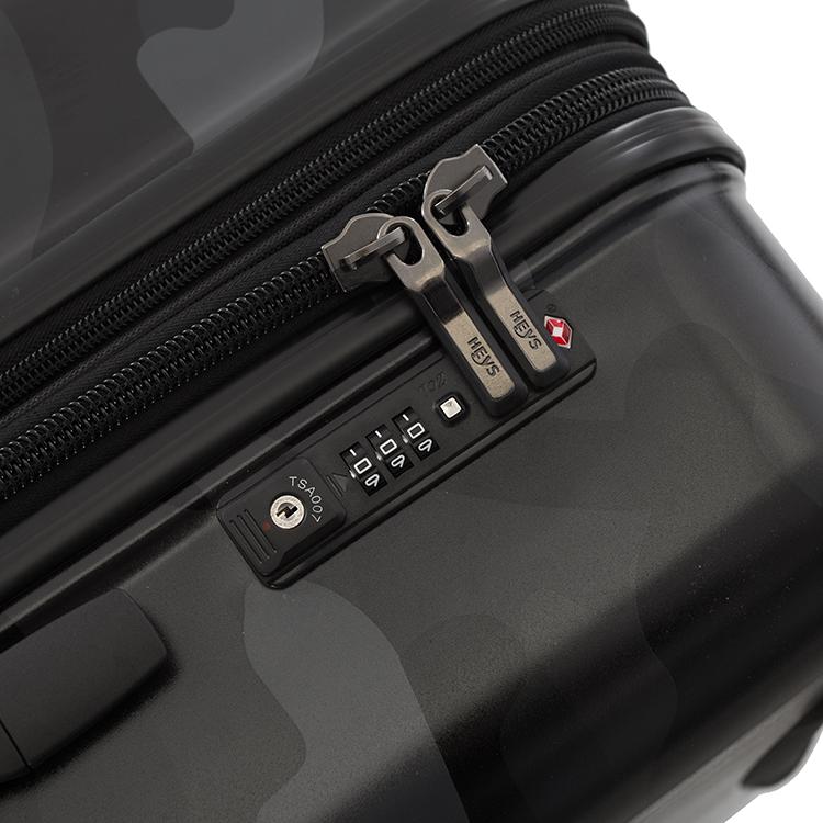 Black Camo Fashion Spinner™ 26 Inch Luggage - Image 7