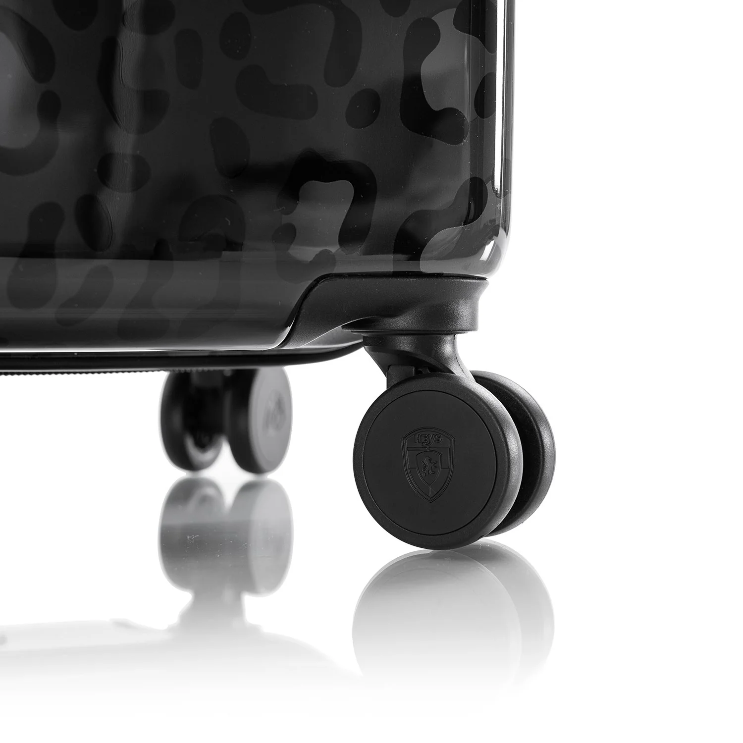Black Leopard Fashion Spinner™ 21 Inch Carry-on - Image 12