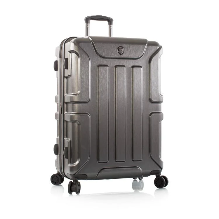 Commander 30" Luggage - Image 2