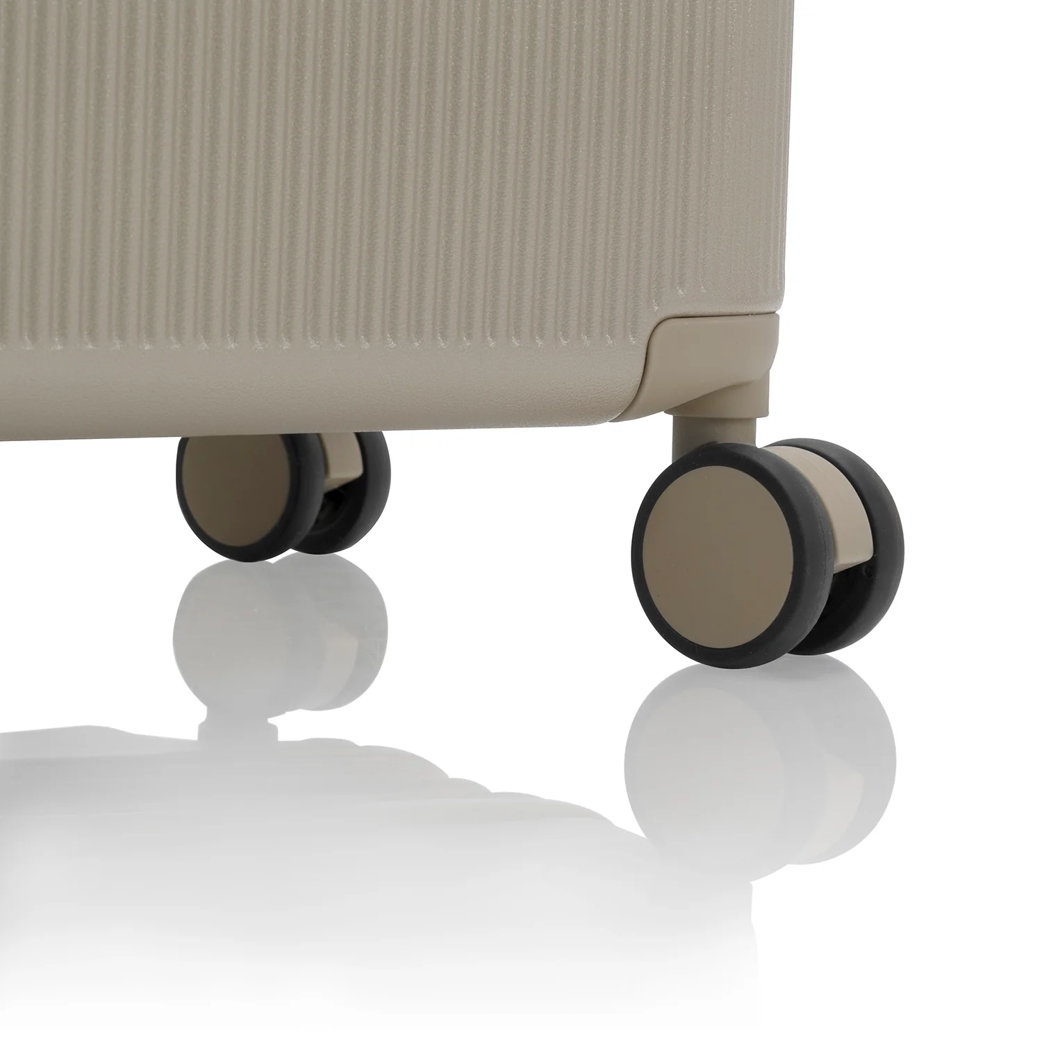Earth Tones 26 Inch Luggage | Spinner Luggage - Image 35