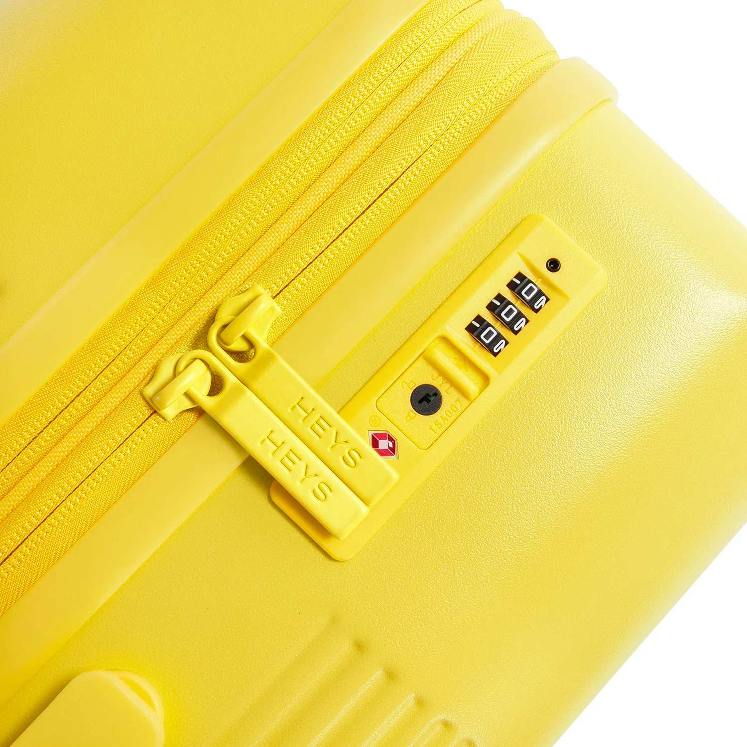 HiLite 29 Inch Luggage - Image 43