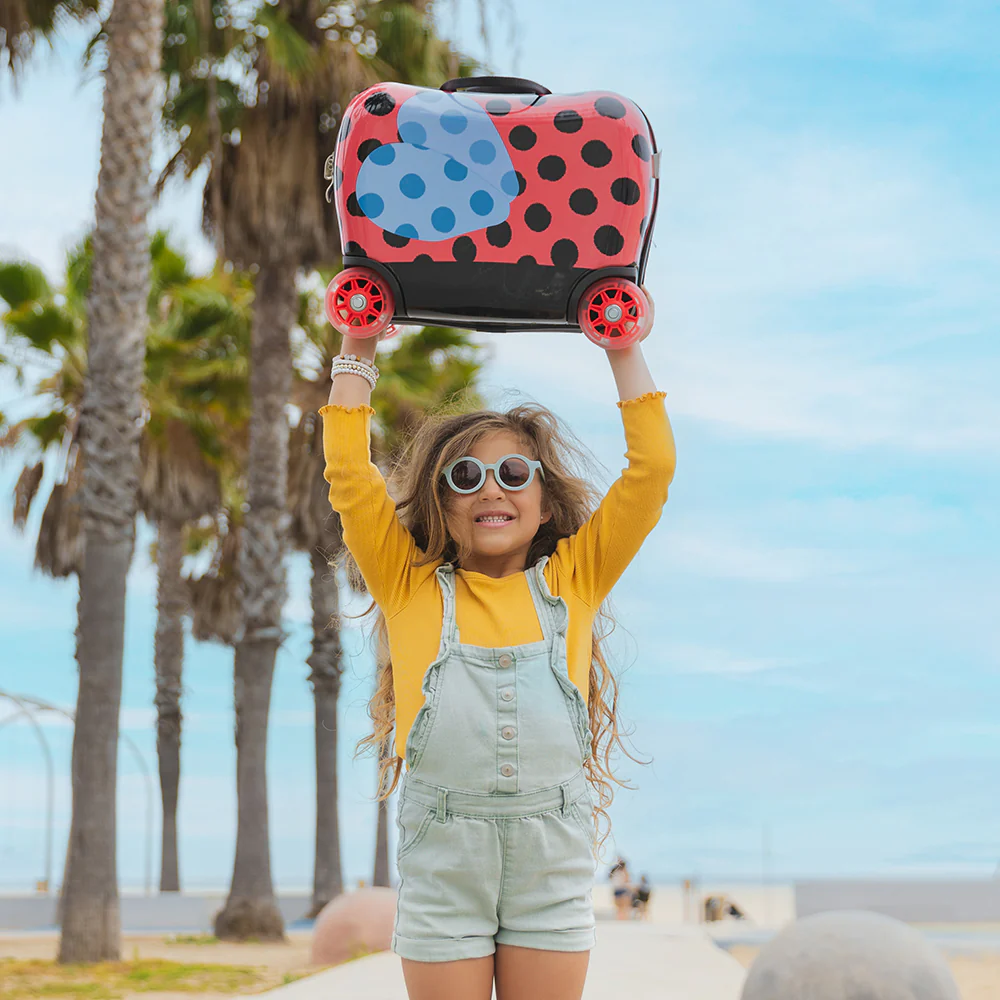 Lady Bug Ride-on Luggage - (HEYS-HSRL-RO-10-23AR) | Light up Wheels - Image 8