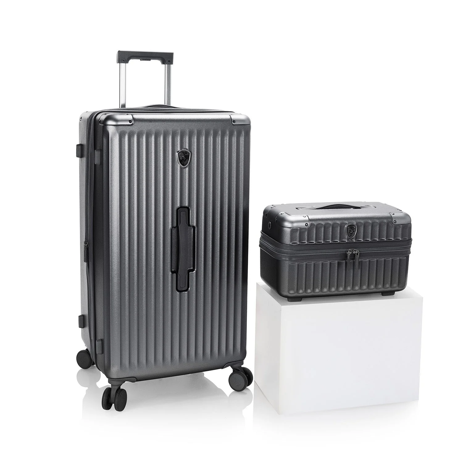 Luxe 2 Piece Luggage Set - Luxe Trunk and Luxe Beauty Case - Image 61