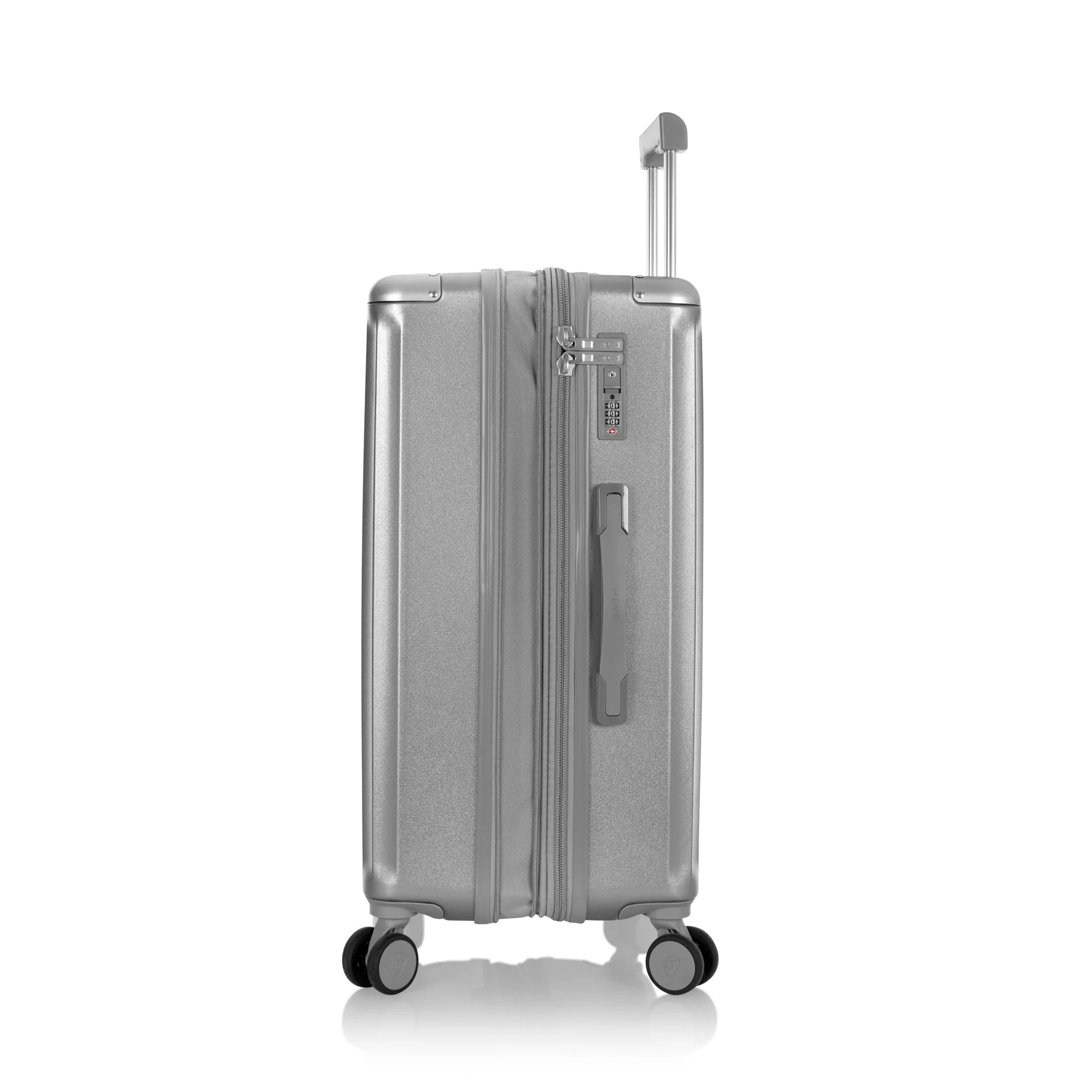 Luxe 26 Inch Luggage - Image 18