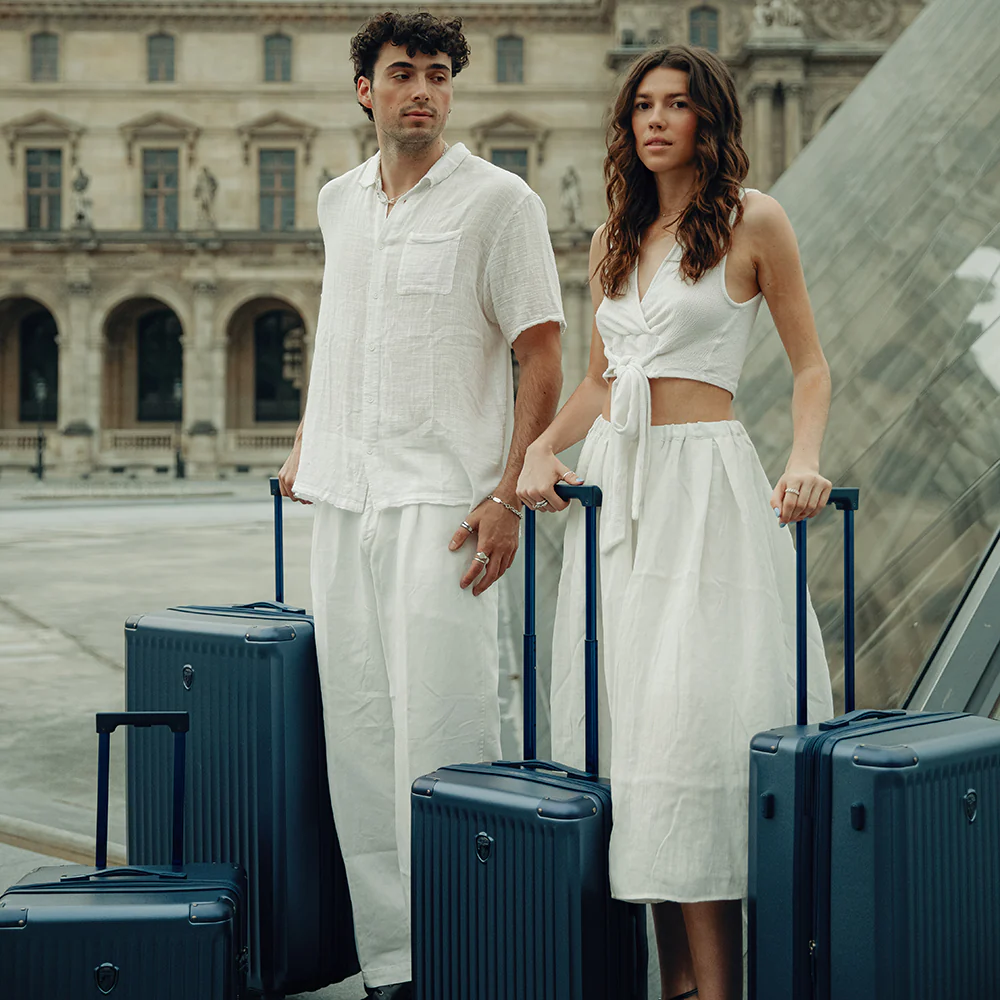 Luxe 30 Inch Luggage - Image 5