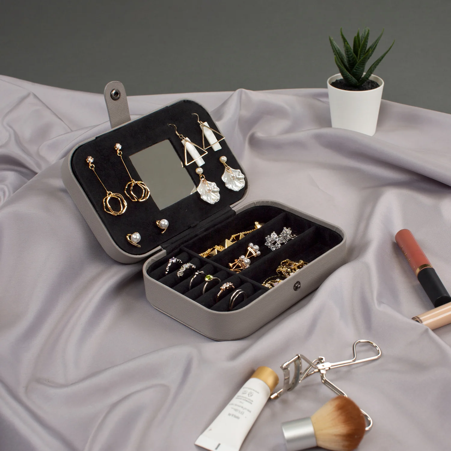 Mini Jewelry Case - Image 3