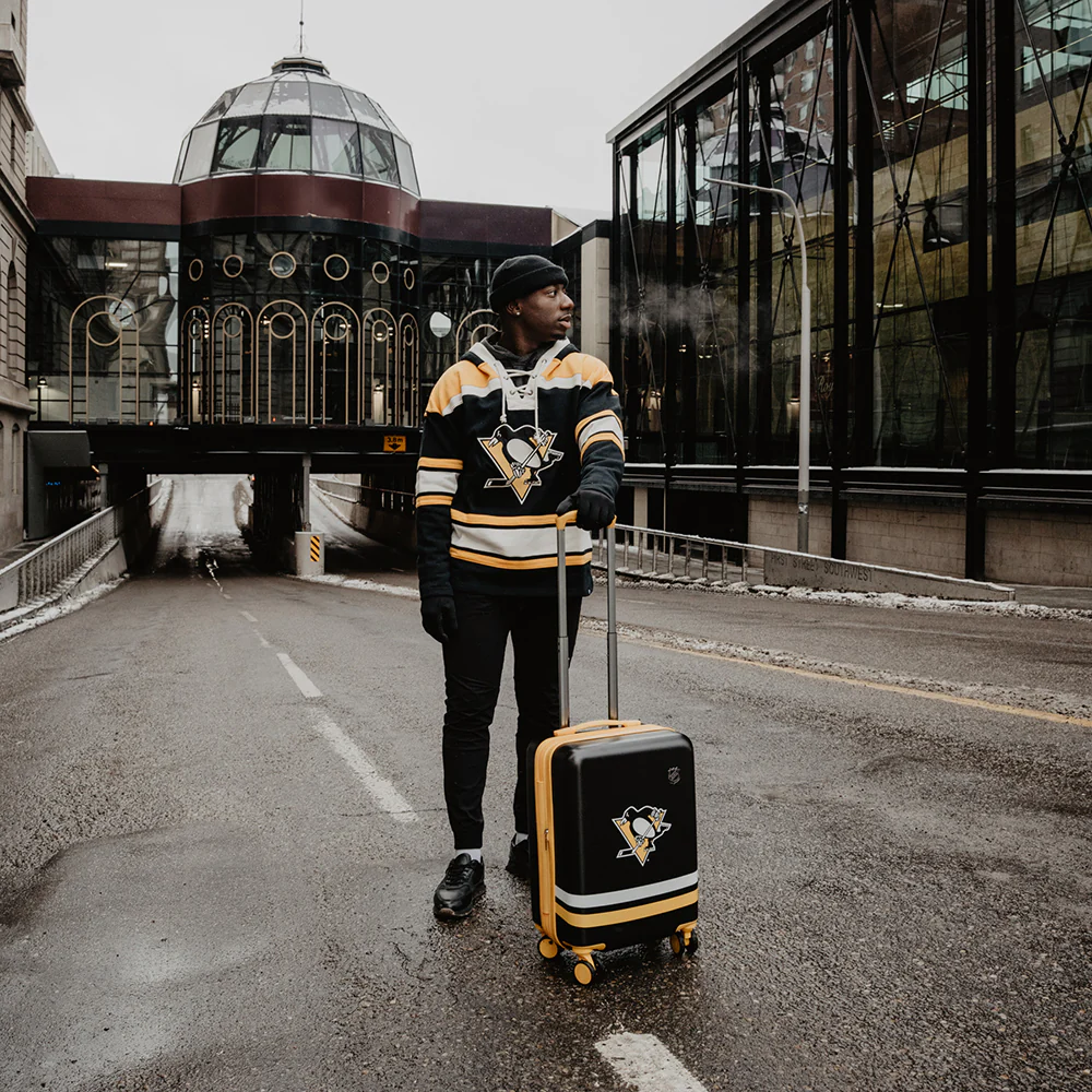 NHL 21 Inch Luggage - Pittsburgh Penguins - Image 2