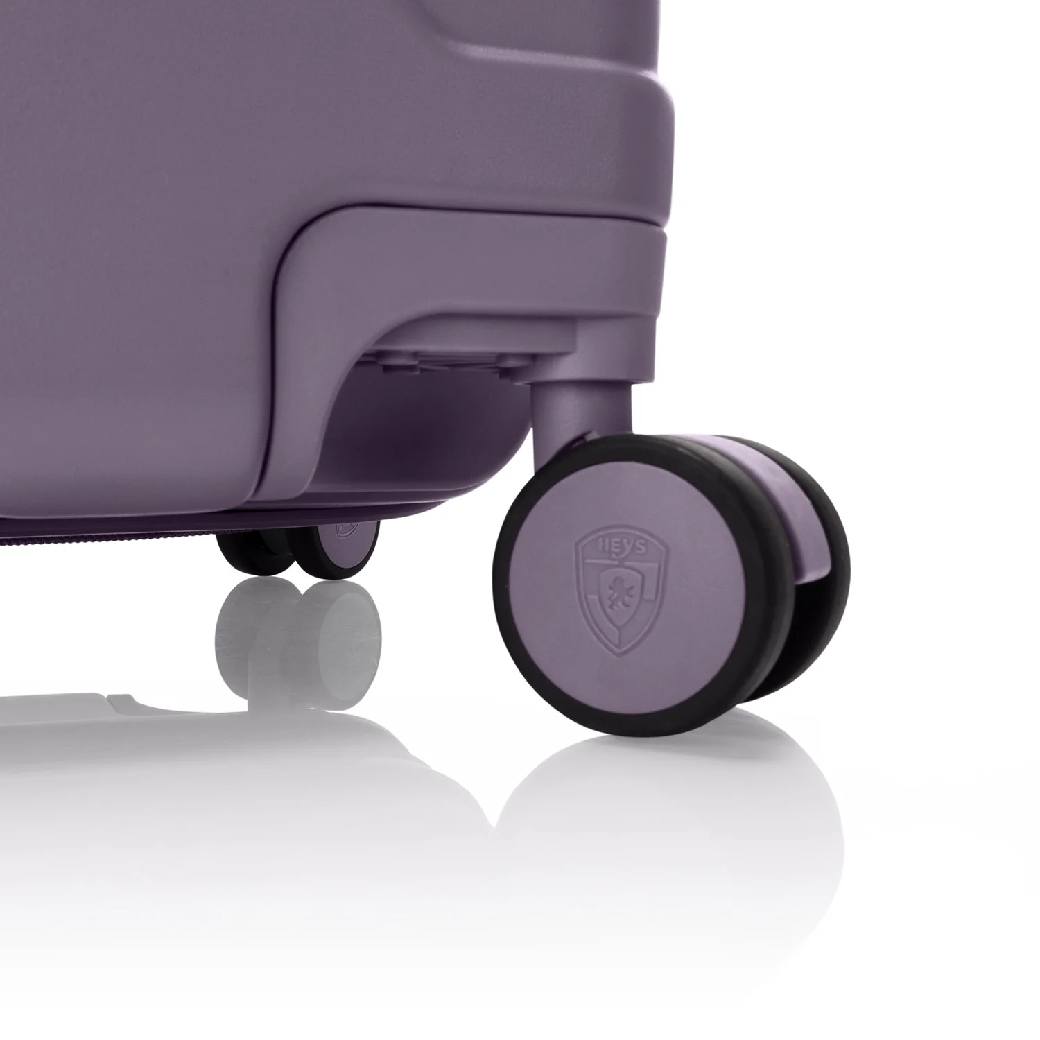 ReNew 21 Inch Carry-On Luggage - Image 60