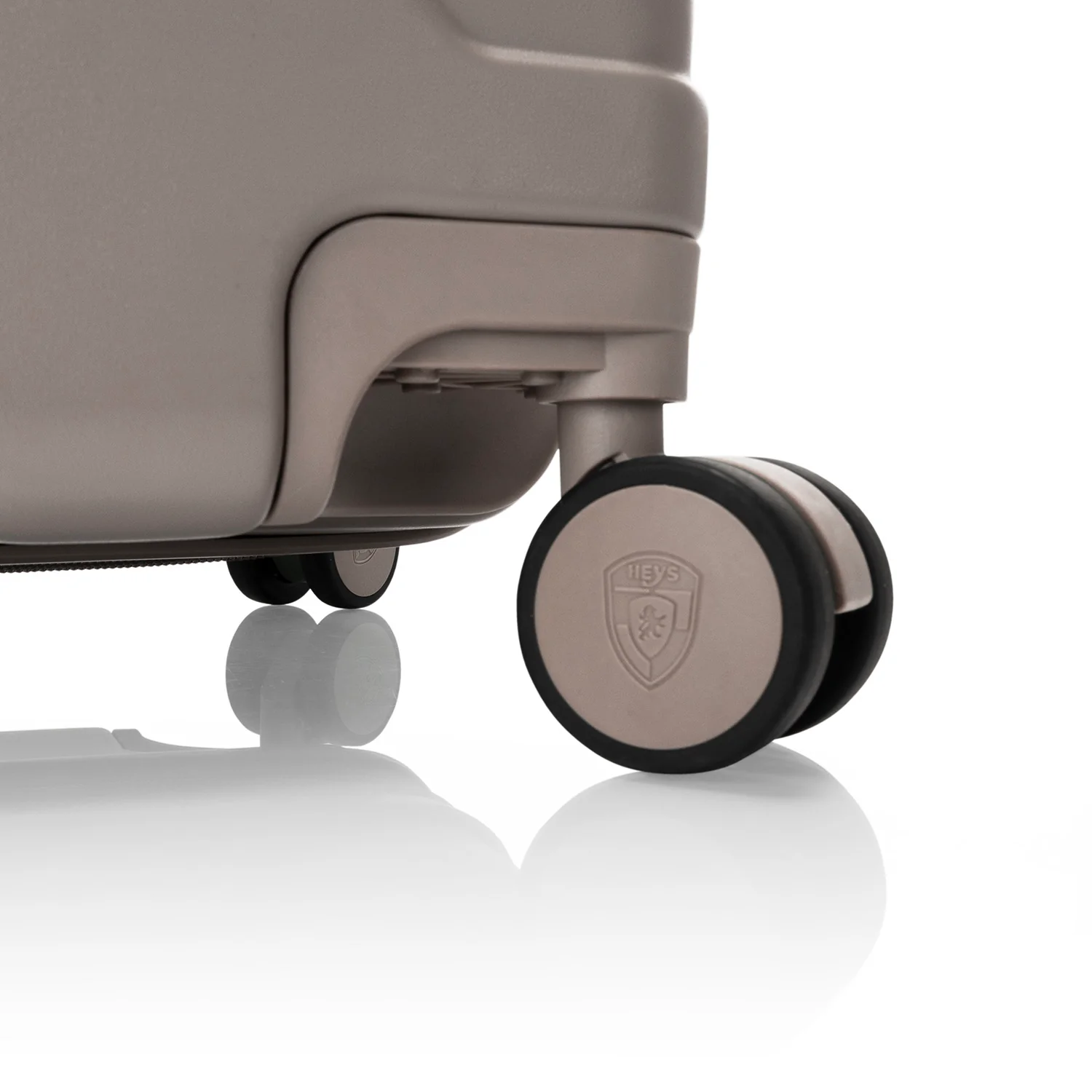 ReNew 3 Piece Luggage Set - Image 16