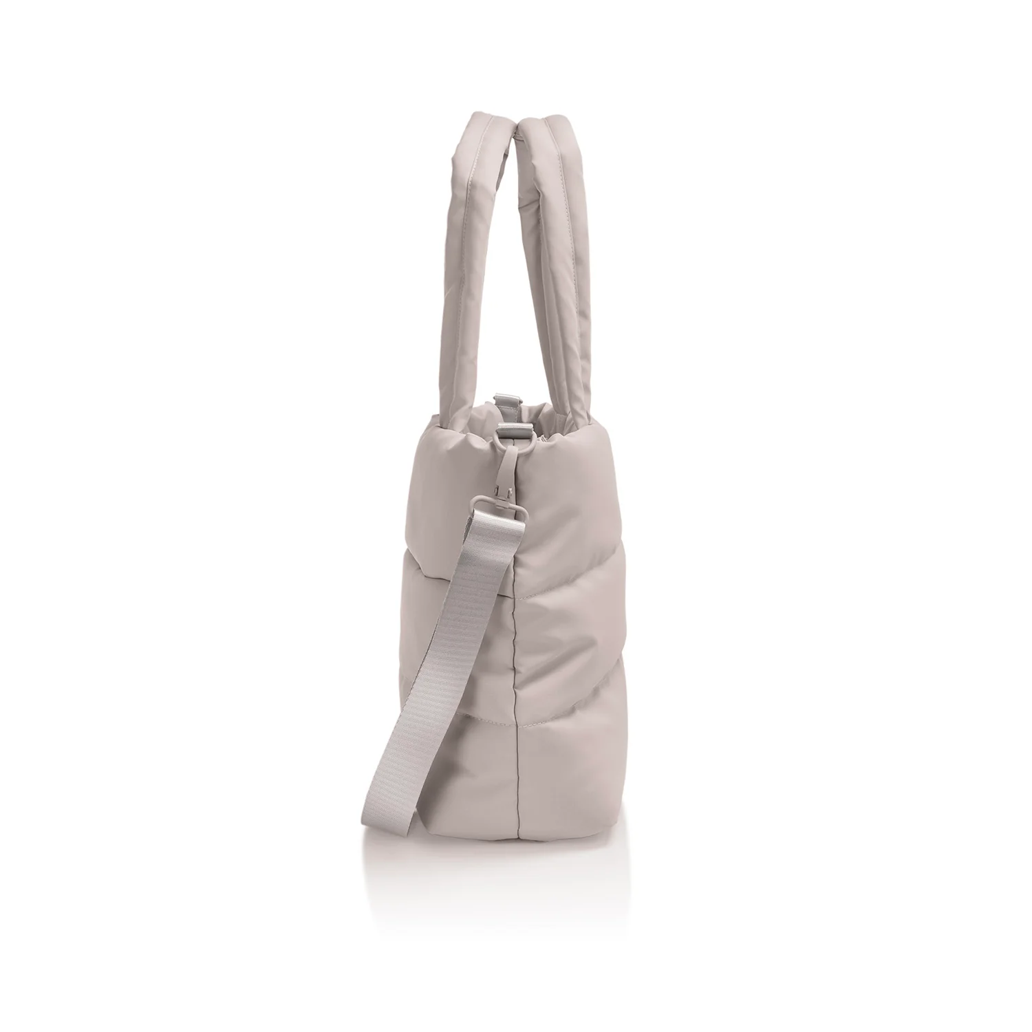 The Puffer Tote Bag - Atmosphere - Image 11