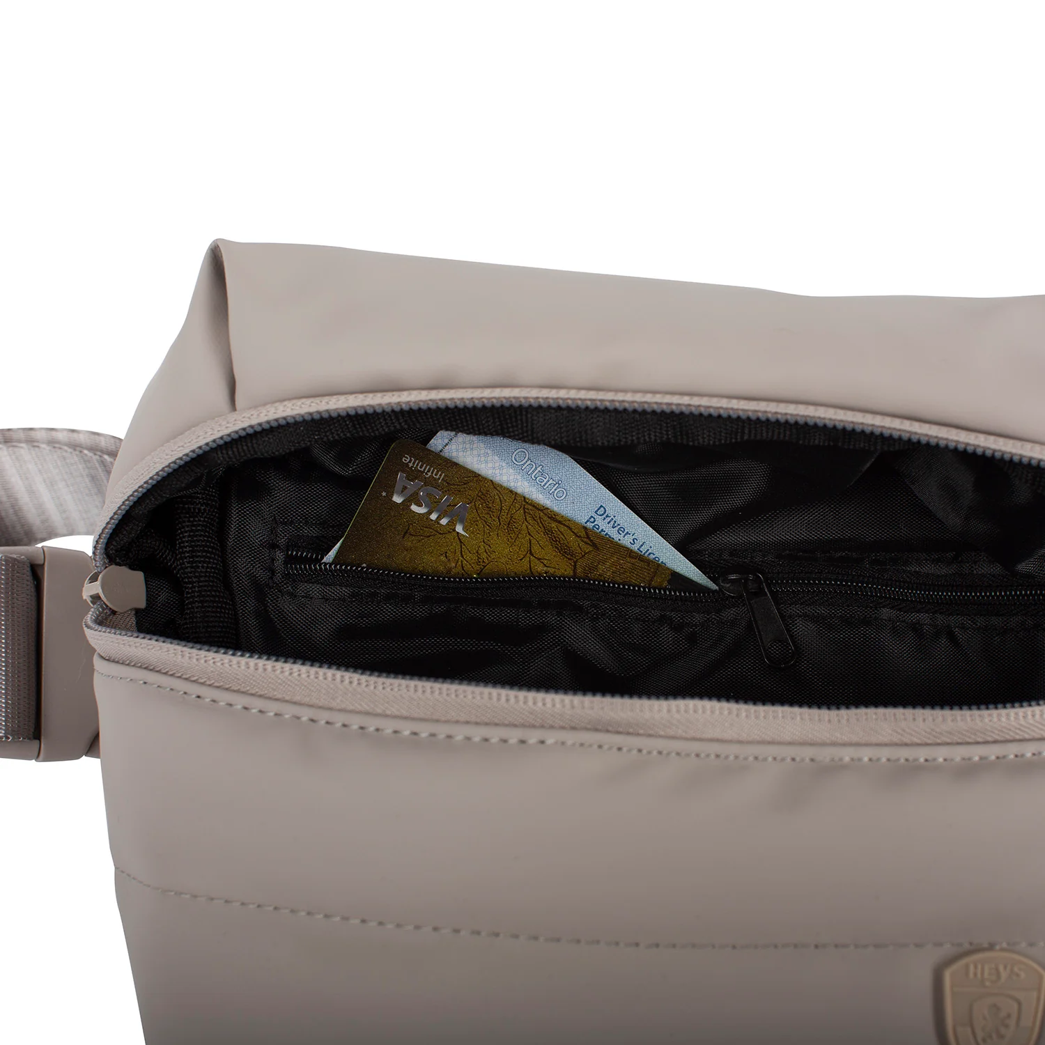 The Puffer Waist Bag - Atmosphere - Image 7