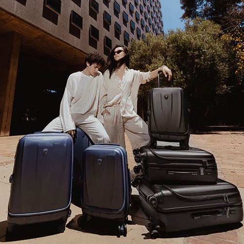 Vantage Smart Access™ 3 Piece Luggage Set - Image 2