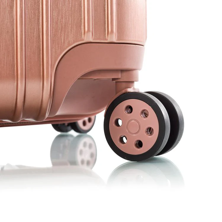 Xtrak 30 Inch Luggage - Image 13