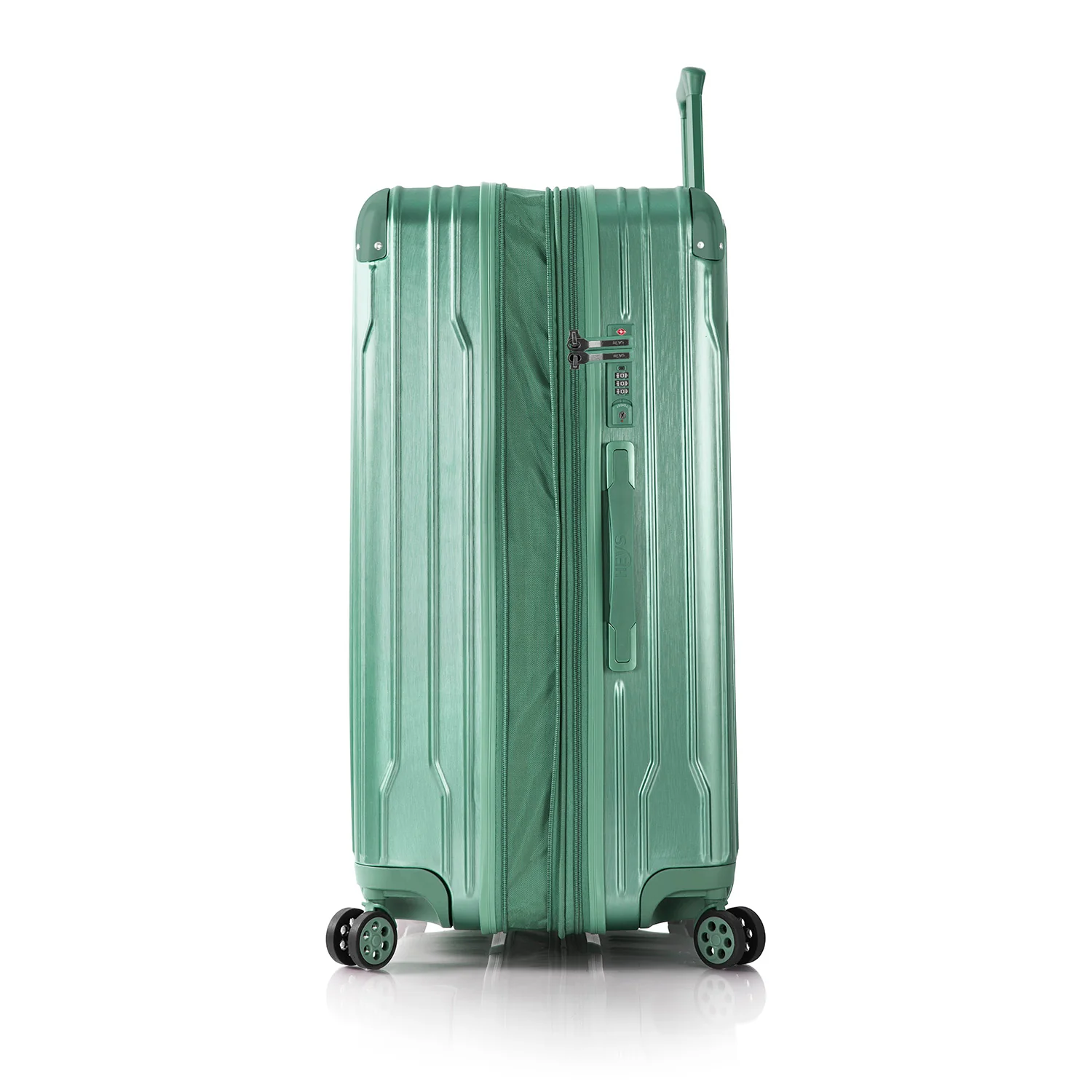 Xtrak 30 Inch Luggage - Image 46