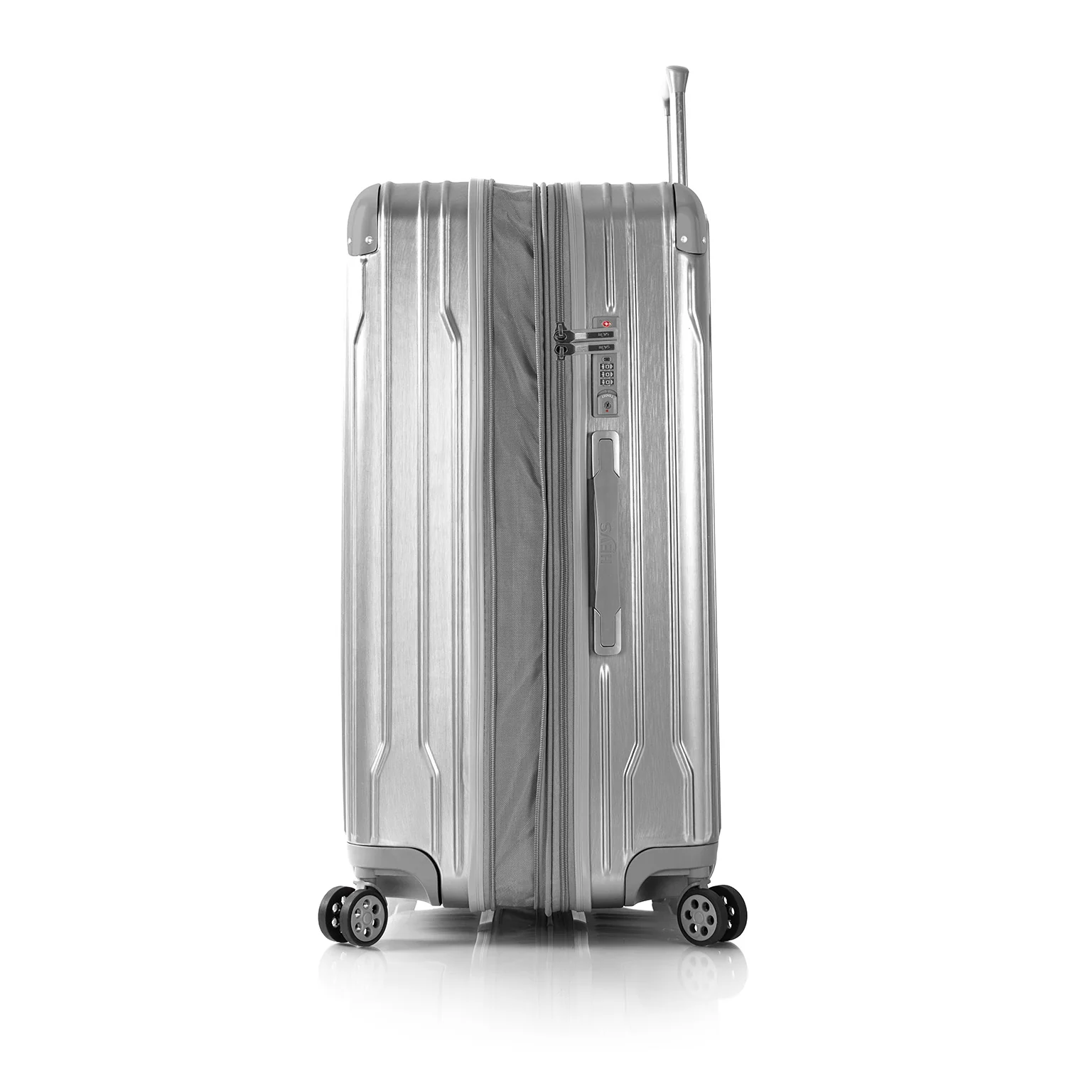 Xtrak 30 Inch Luggage - Image 59