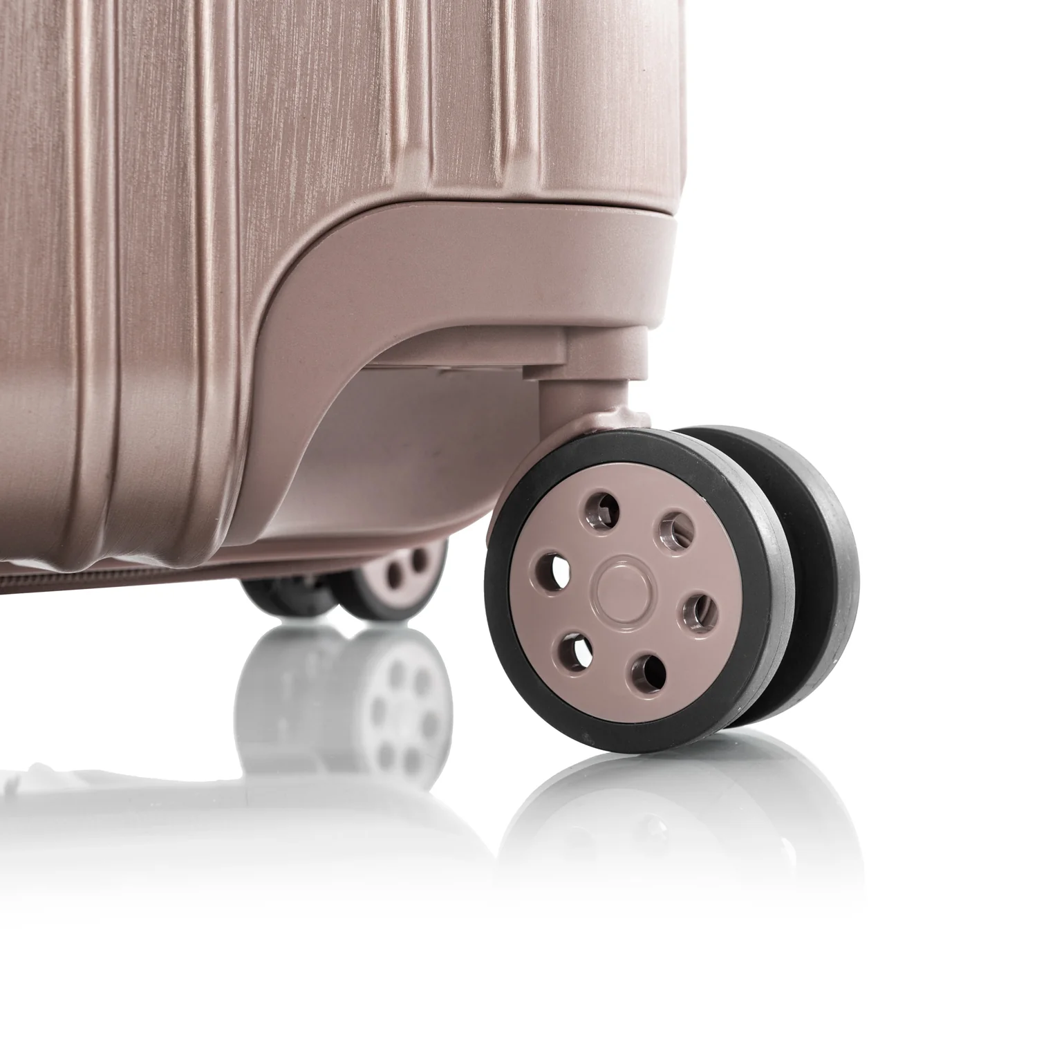 Xtrak 30 Inch Luggage - Image 91