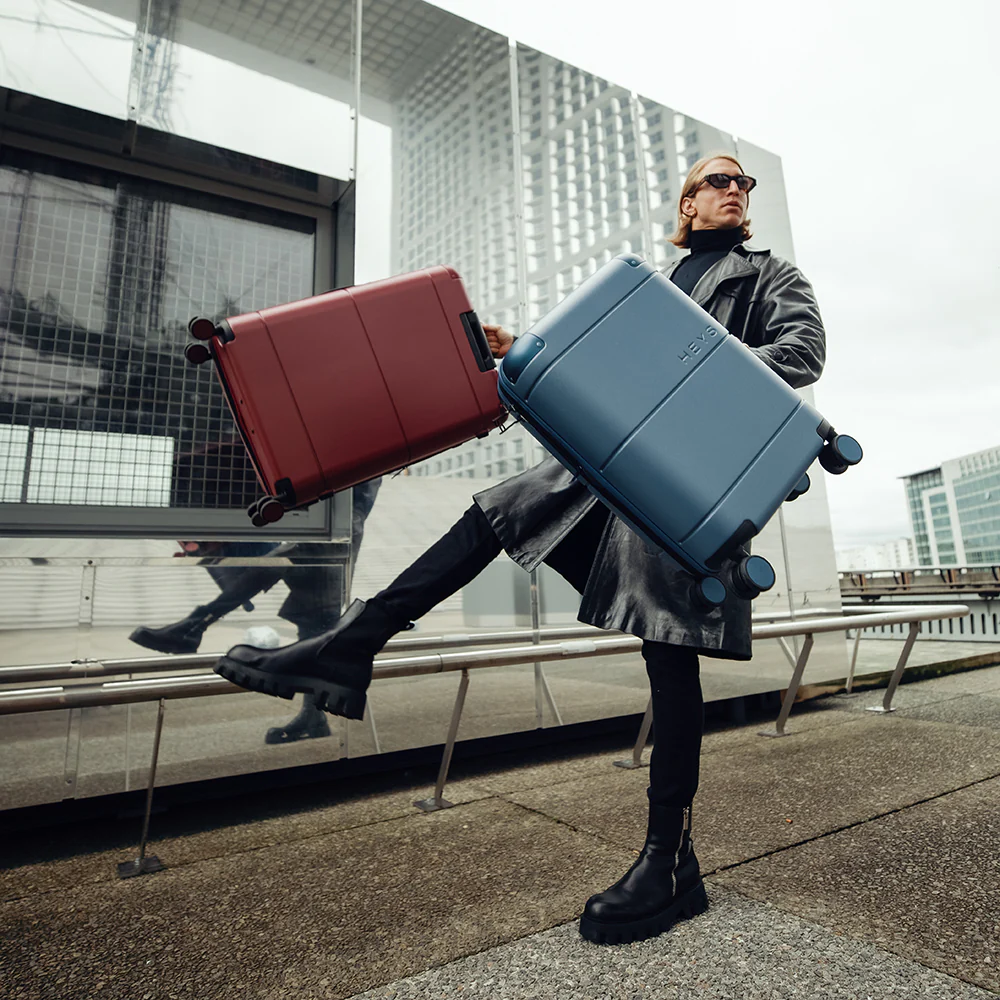 Zen 30 Inch Luggage - Image 30
